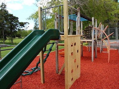 Playground bark Auckland, Wood bark chips mulch blowers Hamilton